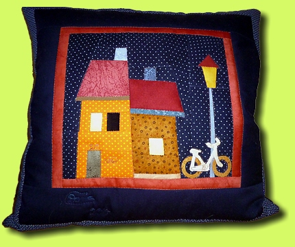 Haus bei Nacht Doris K.